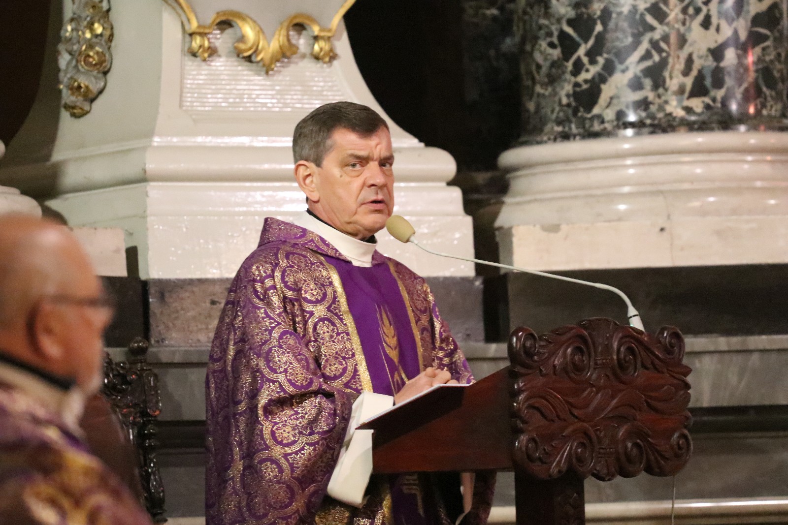Uroczyste przekazanie Betlejemskiego Światła Pokoju