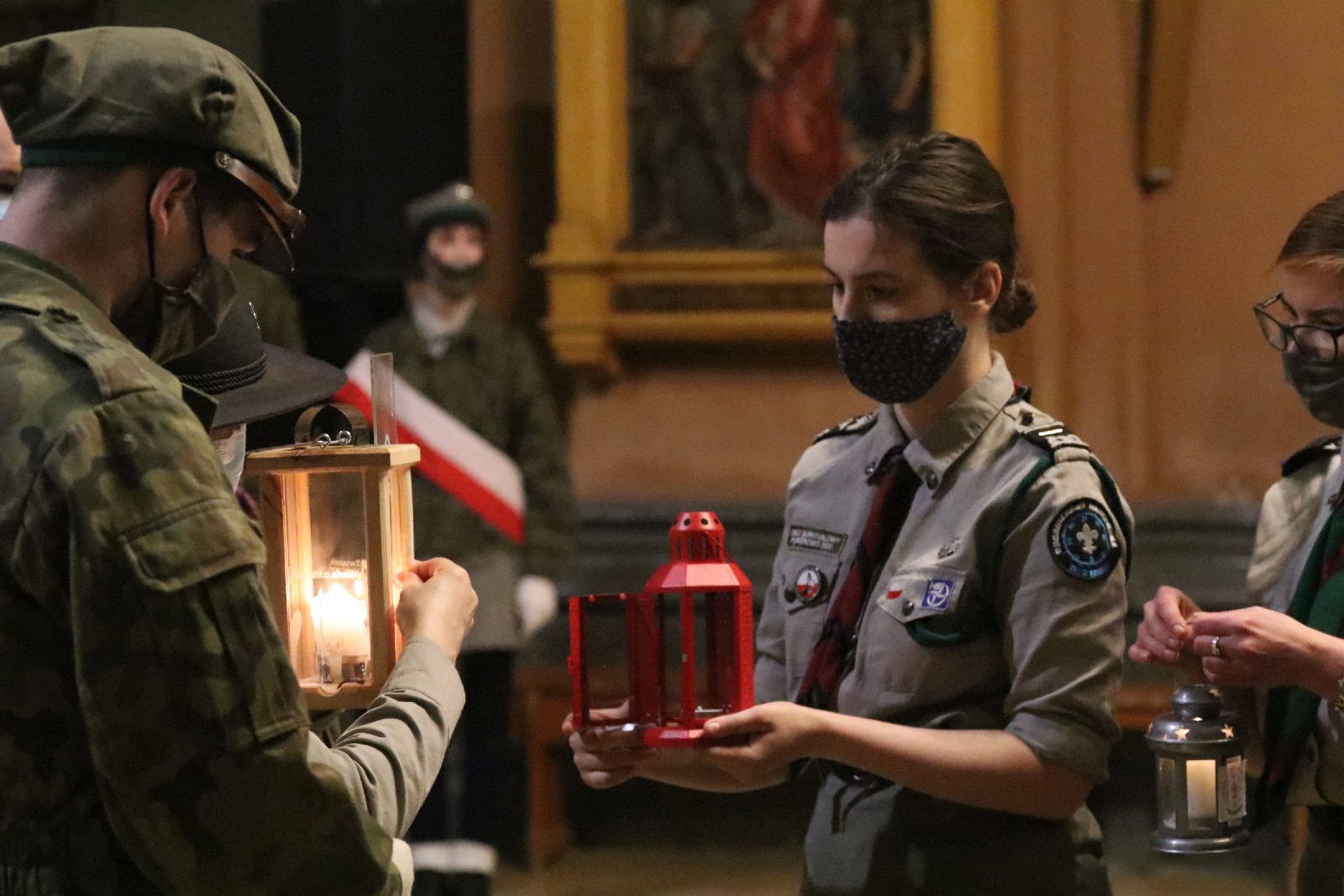 Uroczyste przekazanie Betlejemskiego Światła Pokoju