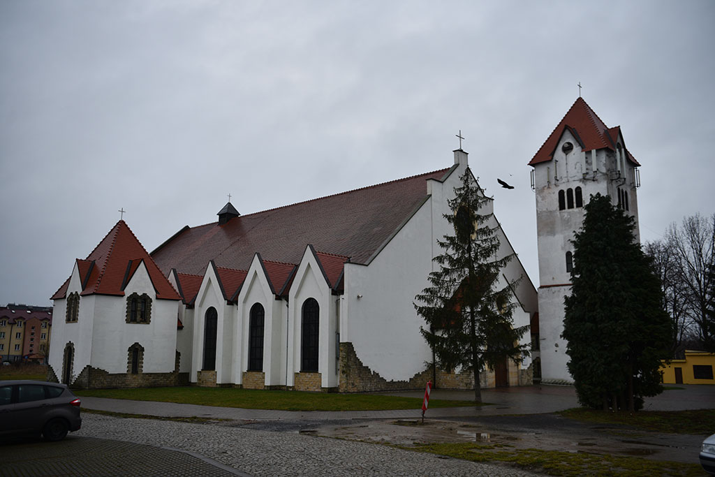 Piękne szopki bożonarodzeniowe w legnickich kościołach