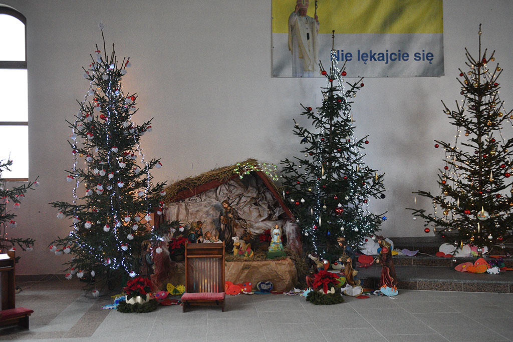 Piękne szopki bożonarodzeniowe w legnickich kościołach