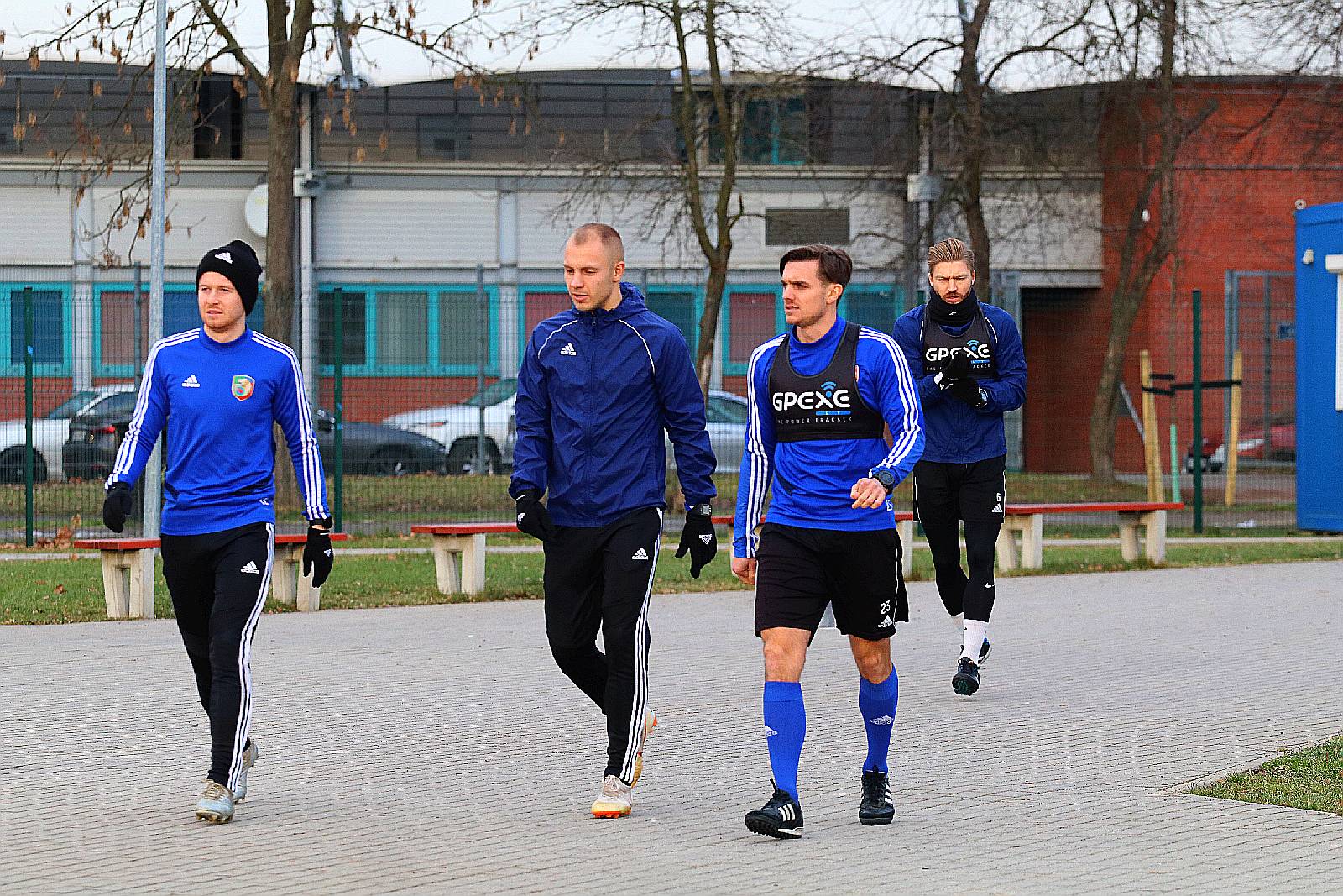 Piłkarze Miedzi Legnica wrócili do treningów