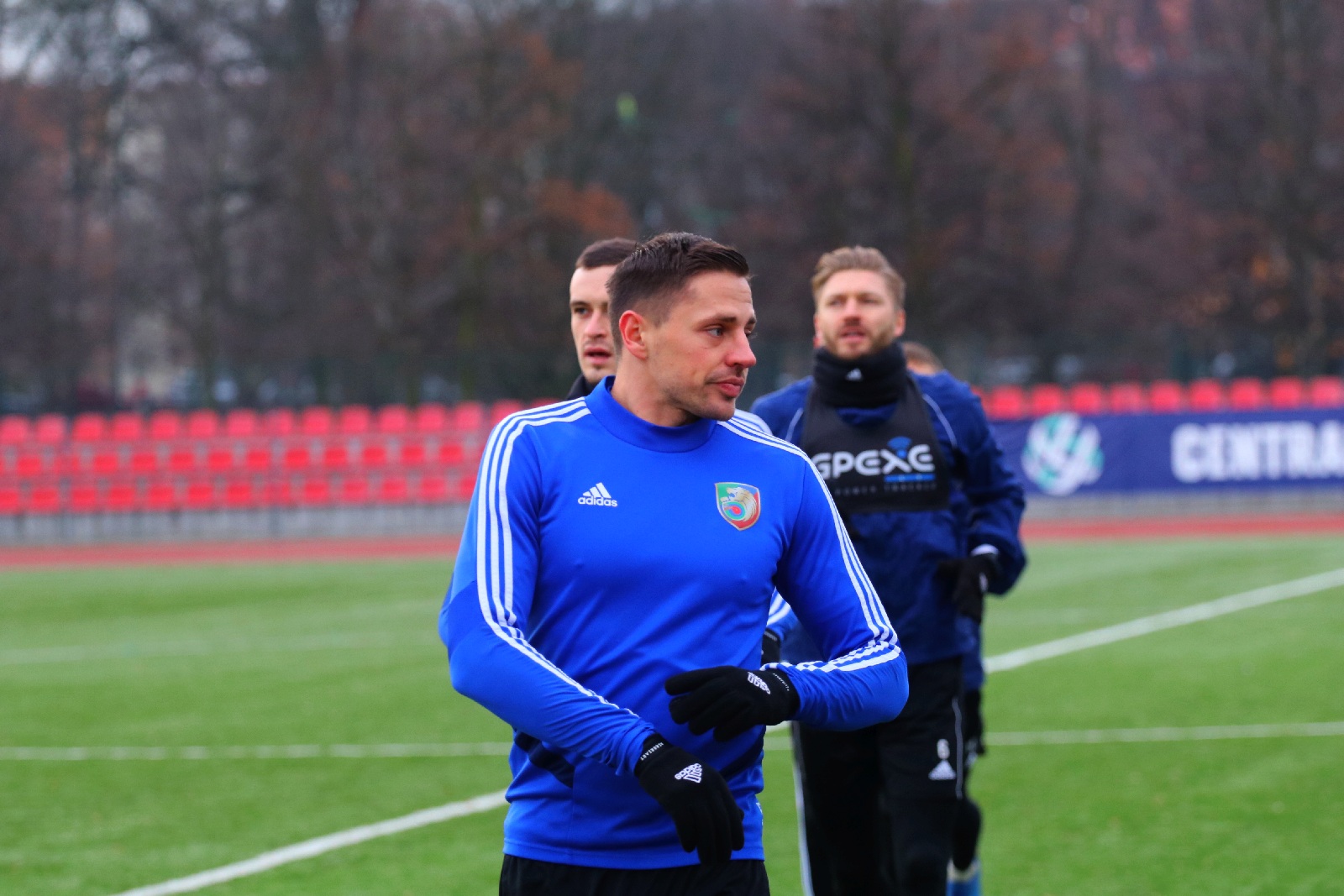 Piłkarze Miedzi Legnica wrócili do treningów