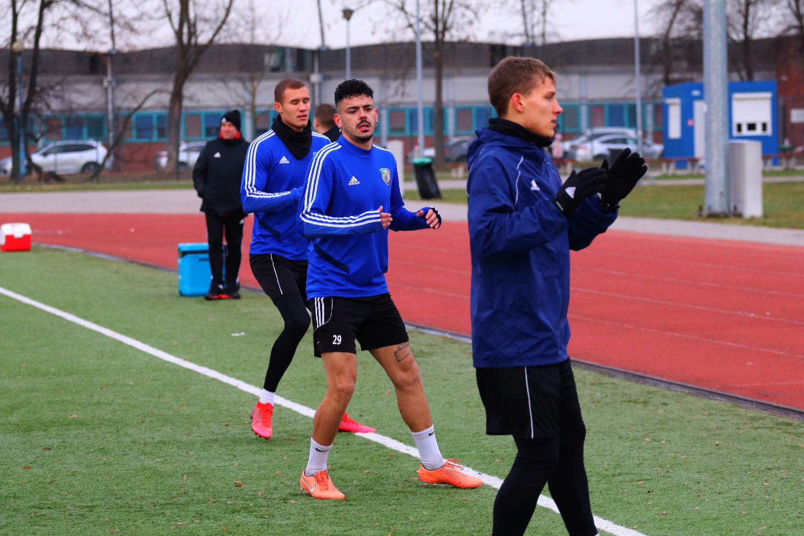 Piłkarze Miedzi Legnica wrócili do treningów
