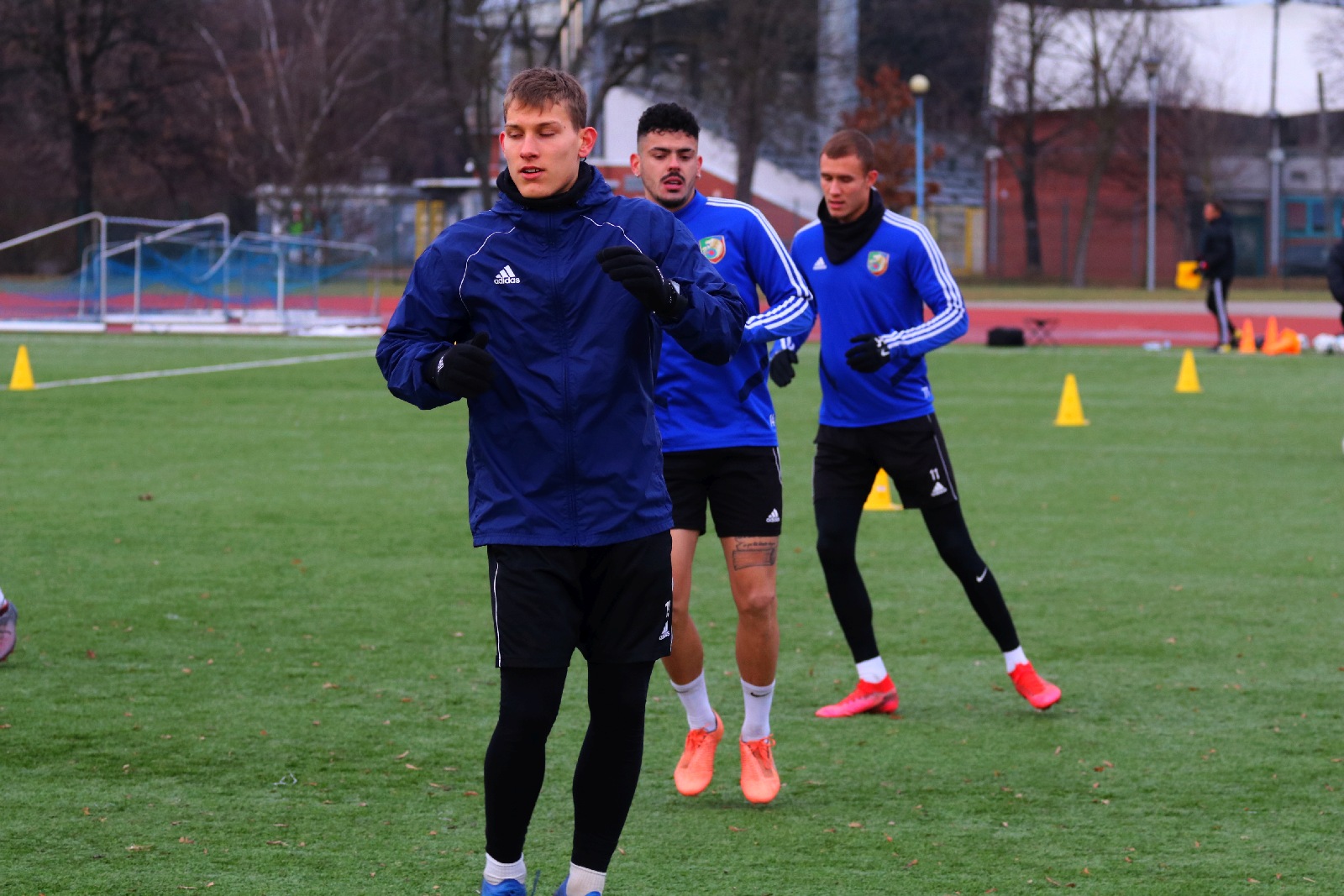 Piłkarze Miedzi Legnica wrócili do treningów