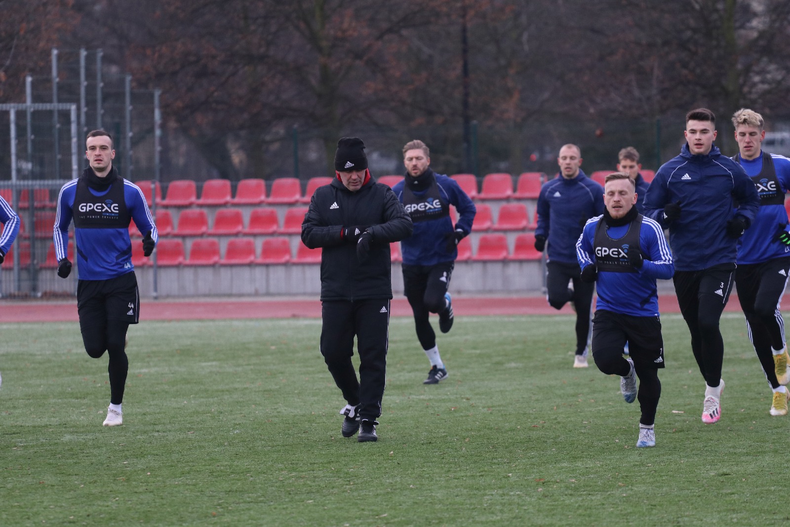 Piłkarze Miedzi Legnica wrócili do treningów