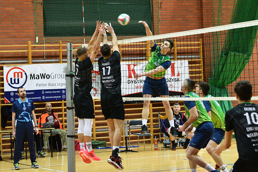 Ikar Legnica pokonuje Chełmiec Wałbrzych 3:0