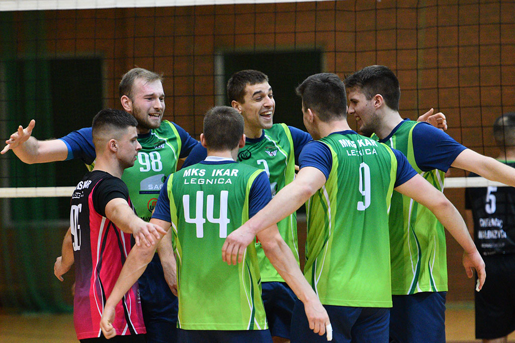 Ikar Legnica pokonuje Chełmiec Wałbrzych 3:0