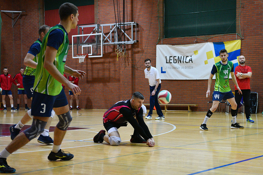 Ikar Legnica pokonuje Chełmiec Wałbrzych 3:0