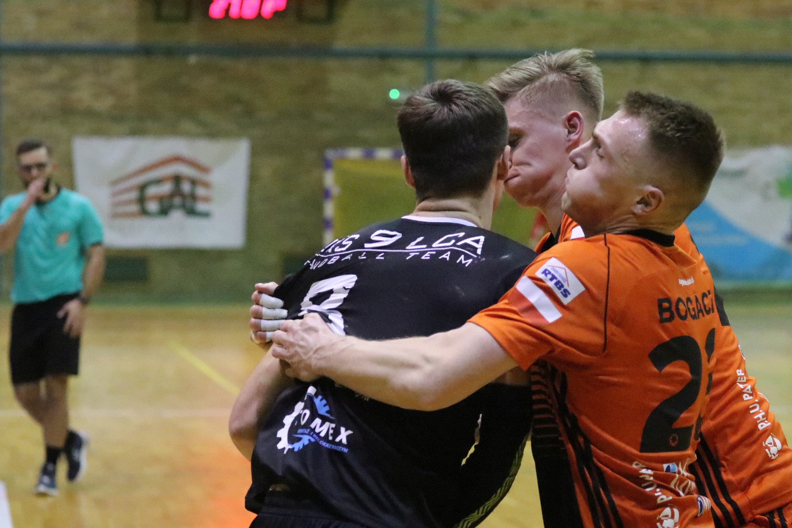 W Legnicy bez sensacji. Zagłebie wygrywa z Dziewiątką Legnica