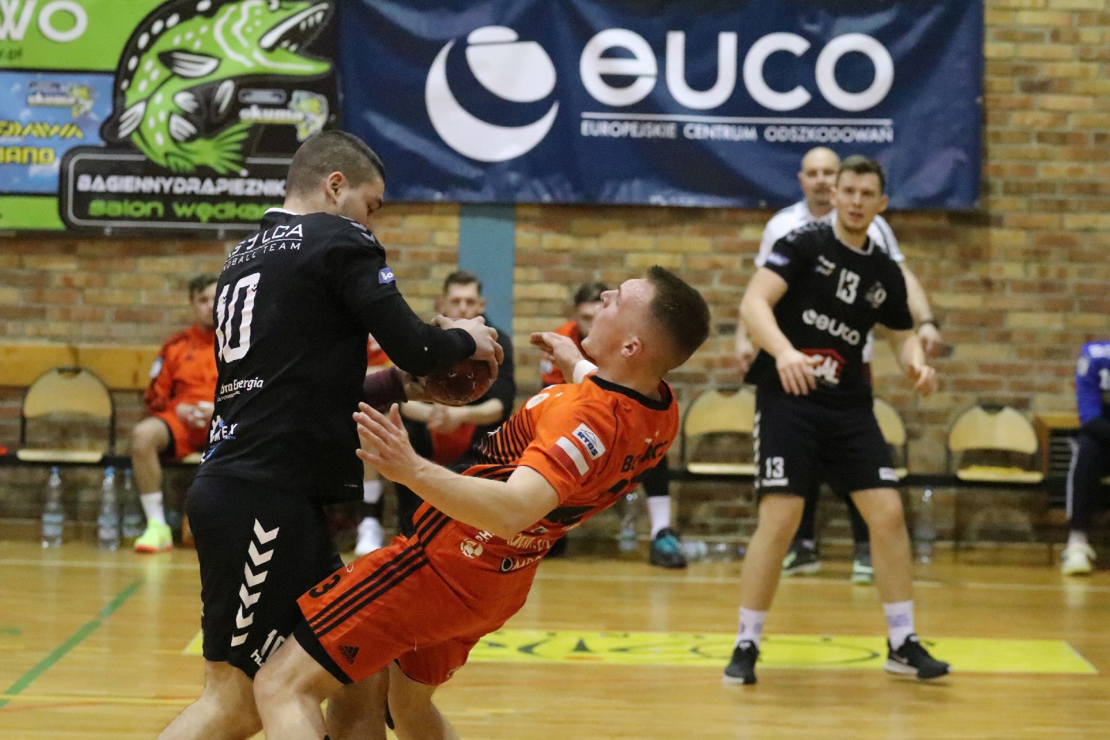 W Legnicy bez sensacji. Zagłebie wygrywa z Dziewiątką Legnica