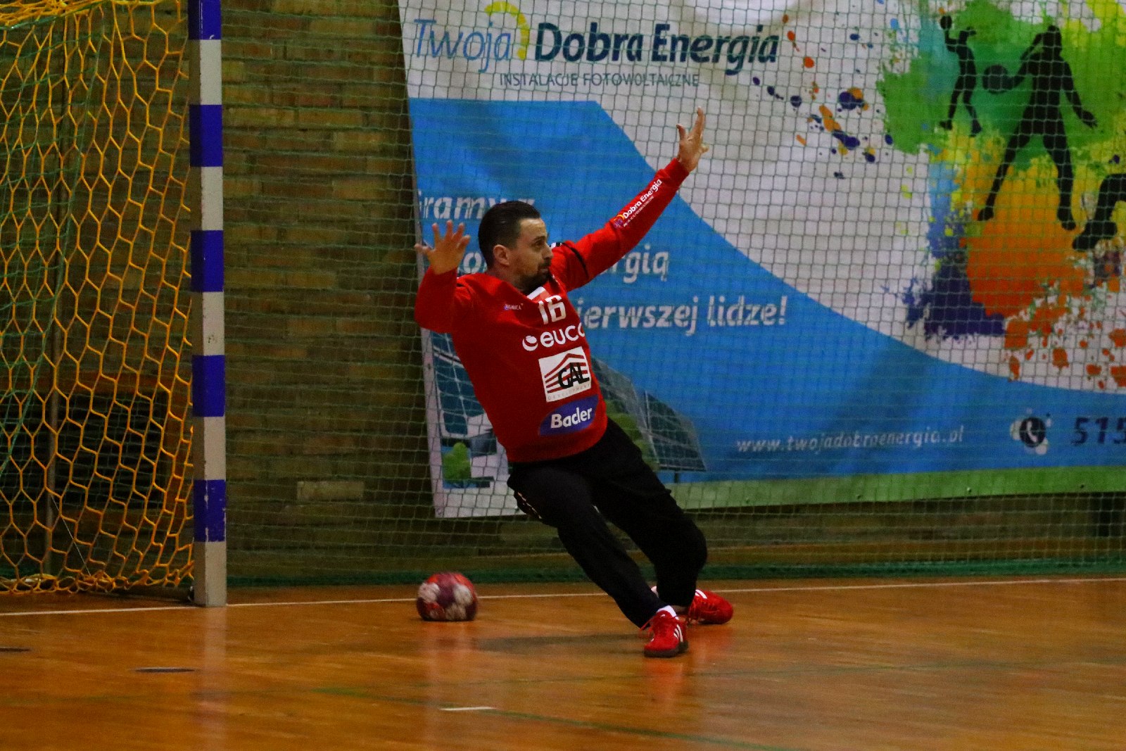W Legnicy bez sensacji. Zagłebie wygrywa z Dziewiątką Legnica