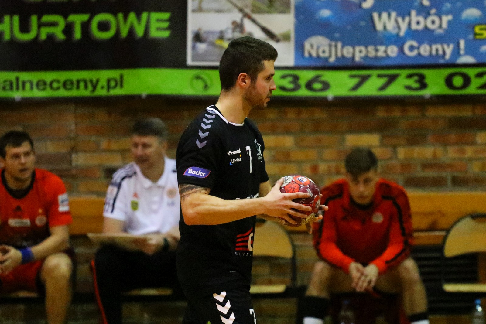 W Legnicy bez sensacji. Zagłebie wygrywa z Dziewiątką Legnica