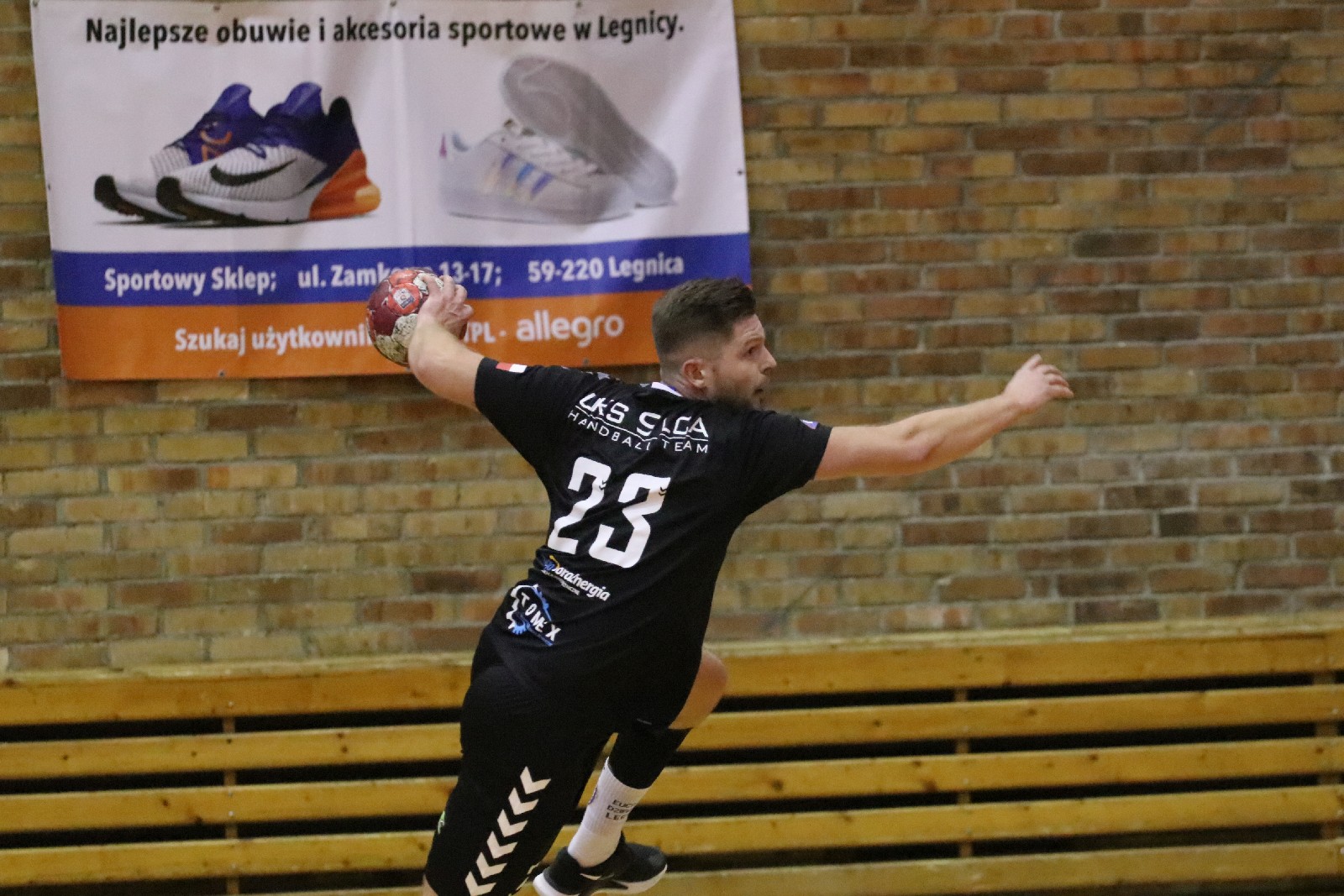 W Legnicy bez sensacji. Zagłebie wygrywa z Dziewiątką Legnica