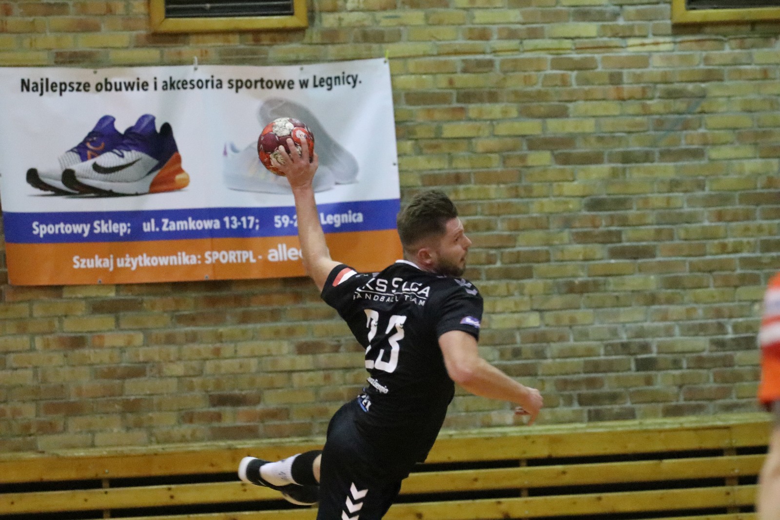 W Legnicy bez sensacji. Zagłebie wygrywa z Dziewiątką Legnica