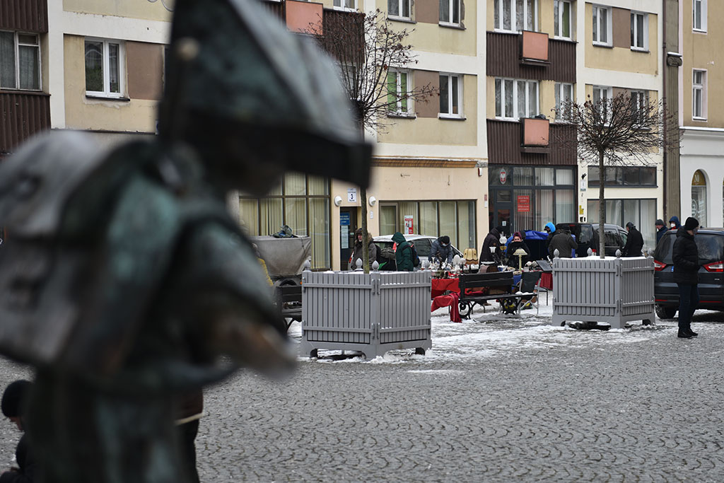Zobacz jakie cuda można było znaleźć na jarmarku staroci