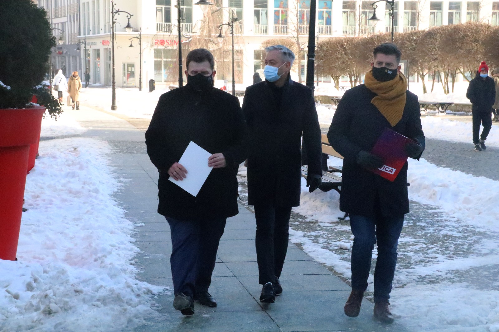Na legnickim rynku protestowali parlamentarzyści Wiosny