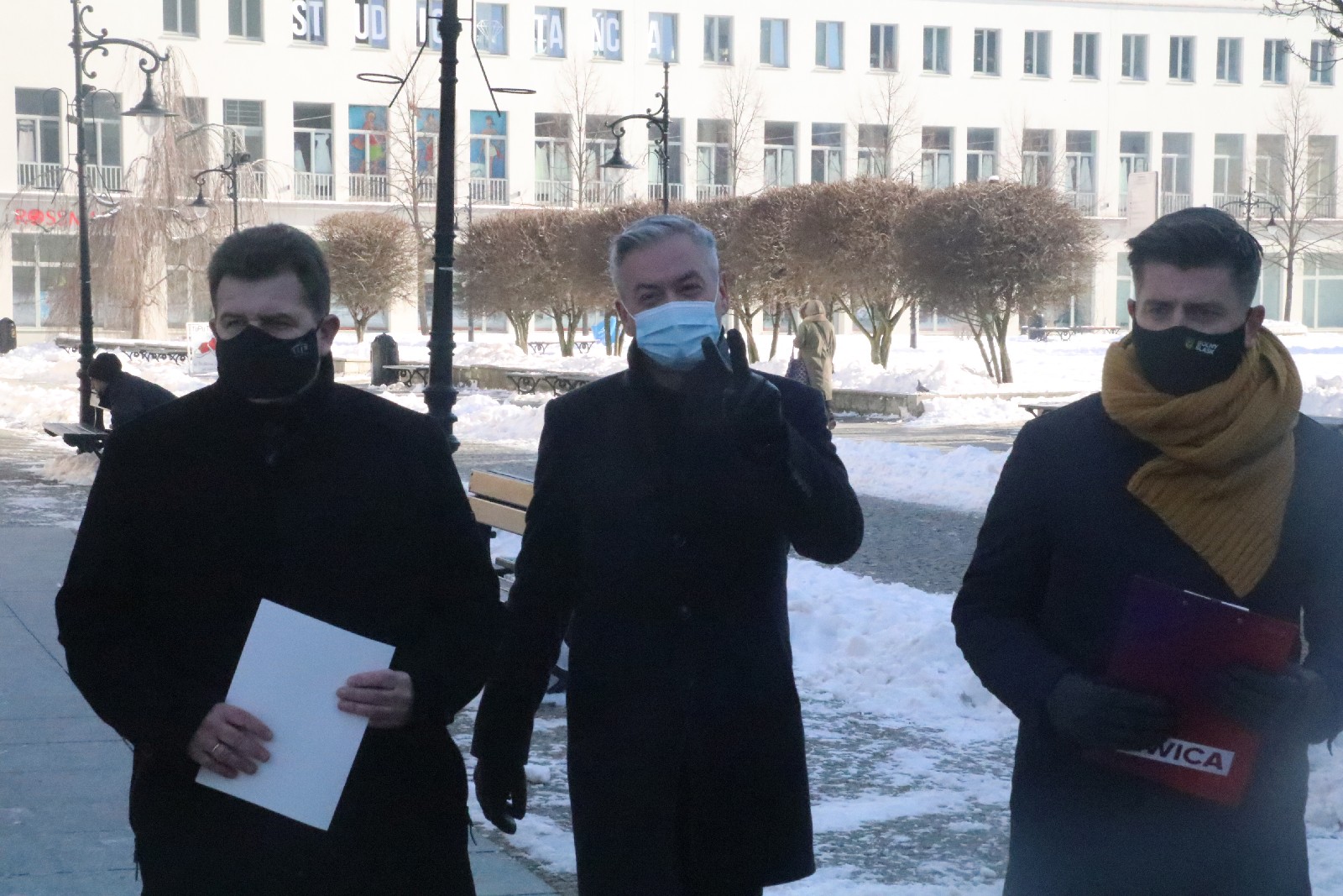 Na legnickim rynku protestowali parlamentarzyści Wiosny