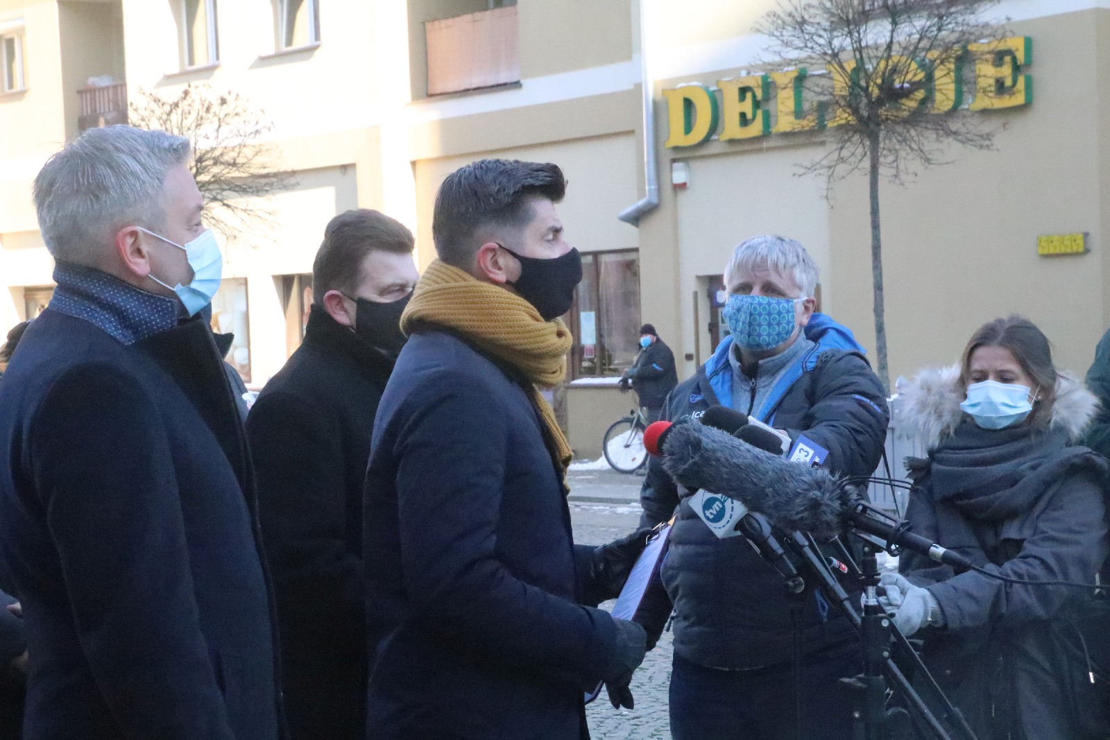 Na legnickim rynku protestowali parlamentarzyści Wiosny