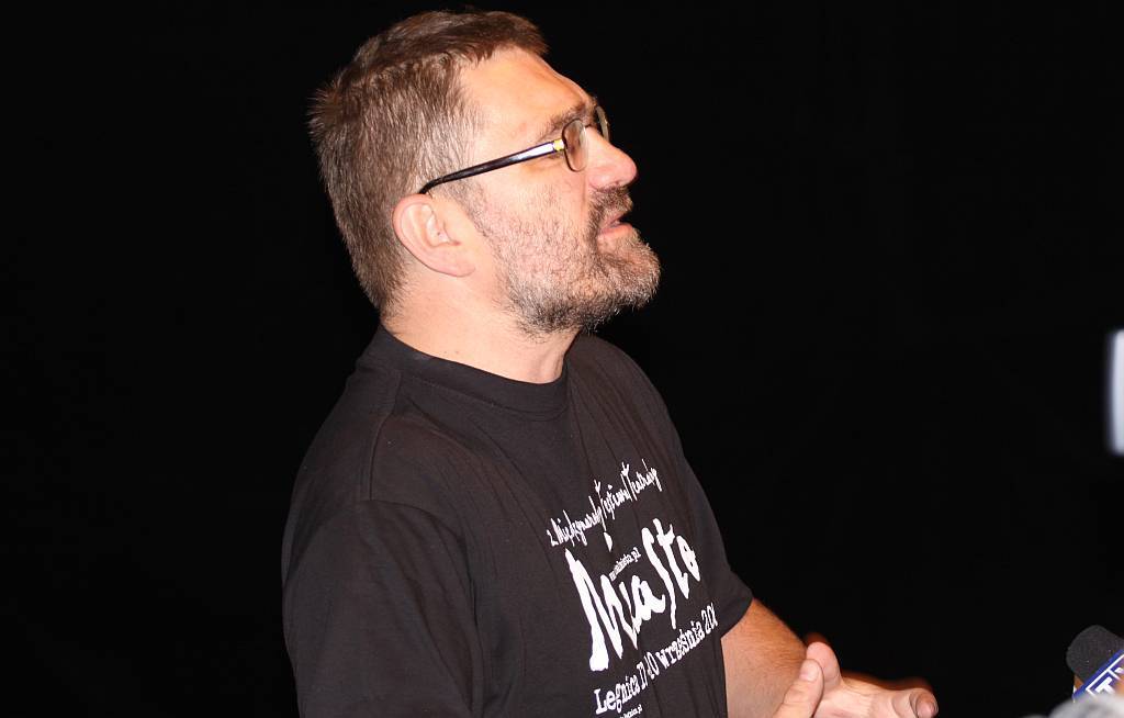 Jacek Głomb jest dyrektorem teatru od sierpnia 1994