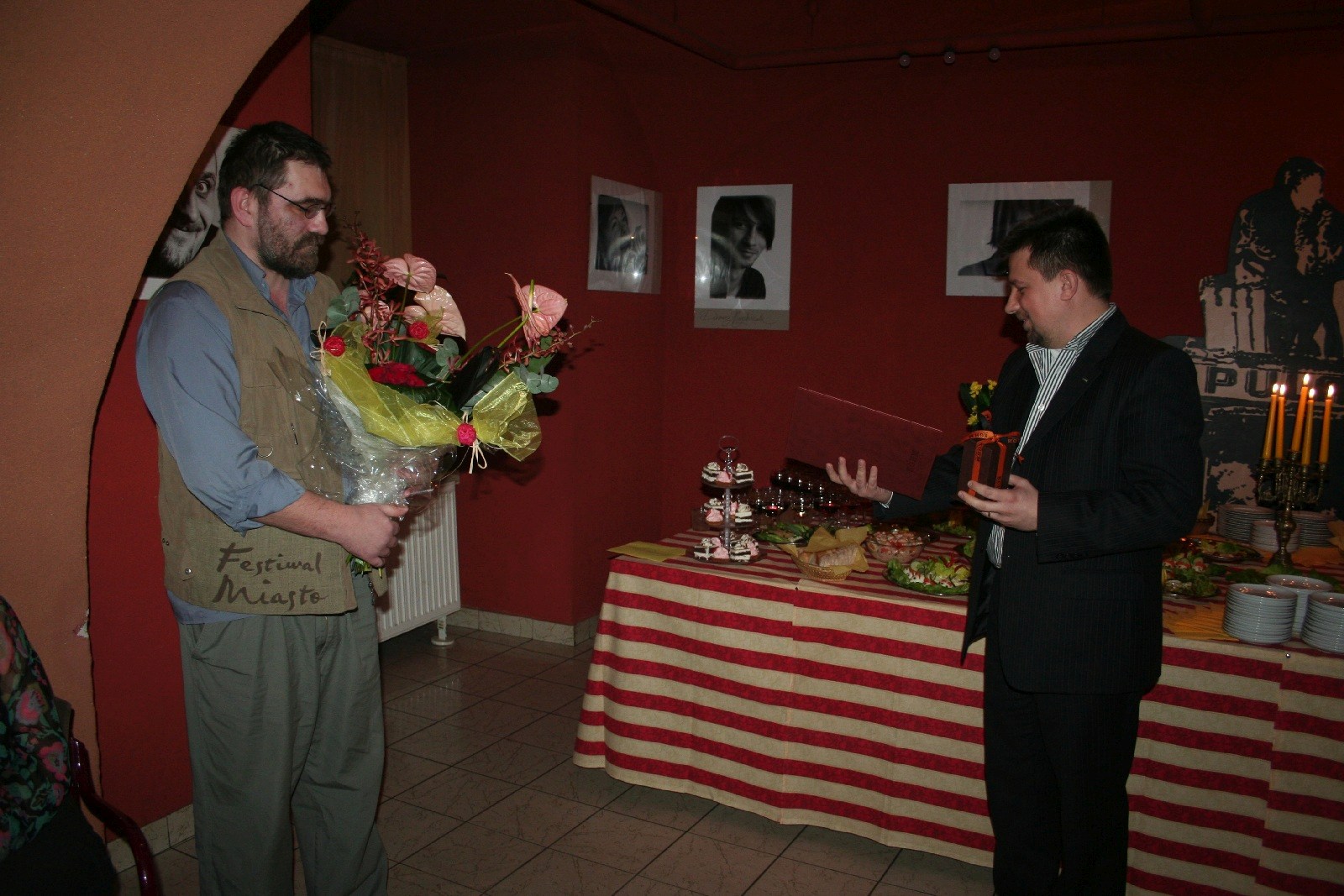 Jacek Głomb jest dyrektorem teatru od sierpnia 1994