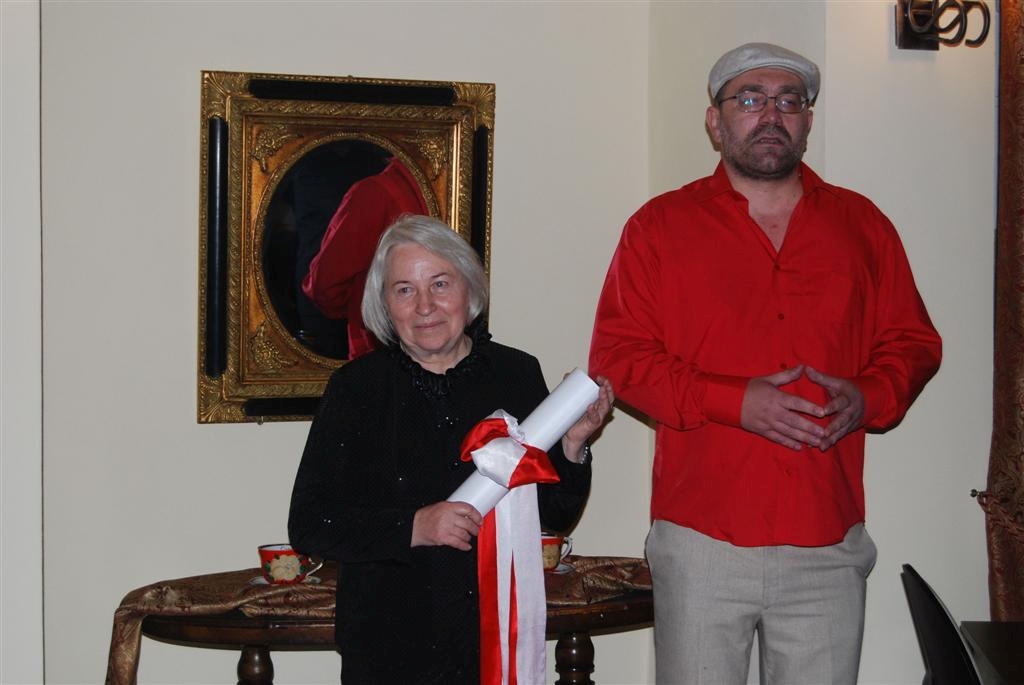 Jacek Głomb jest dyrektorem teatru od sierpnia 1994
