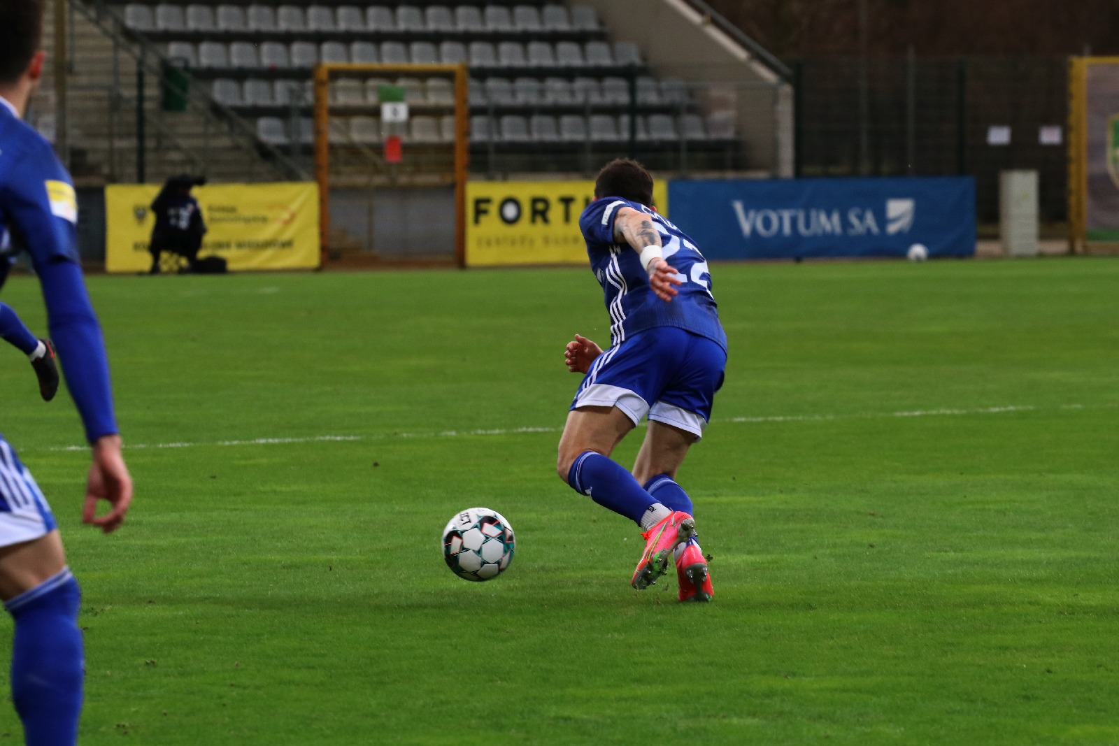 Miedź Legnica pokonuje GKS Bełchatów 3:0