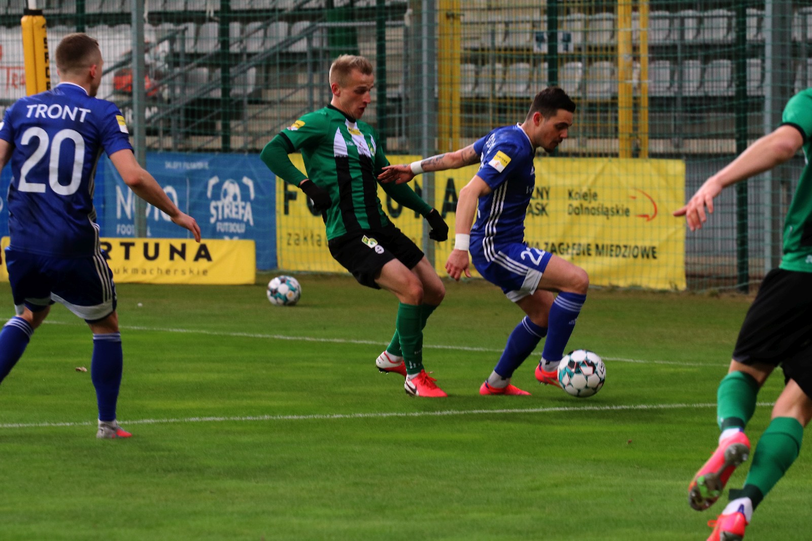Miedź Legnica pokonuje GKS Bełchatów 3:0