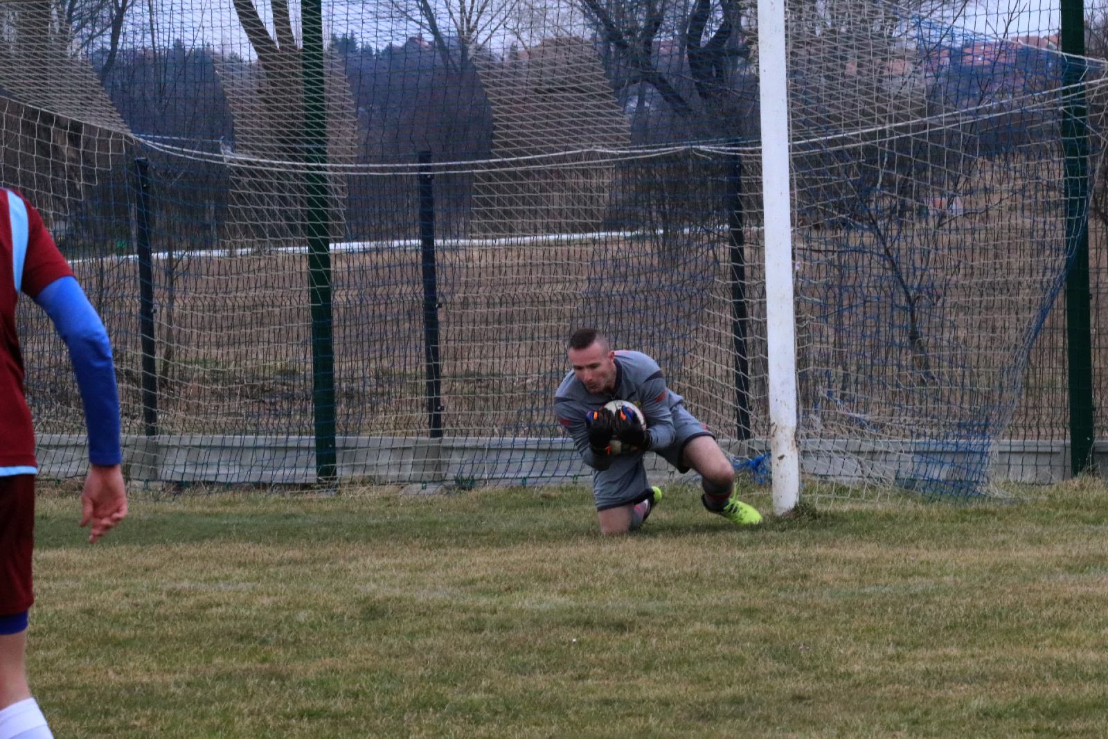 Błękitni Koskowice pewnie pokonał u siebie LZS Lipa