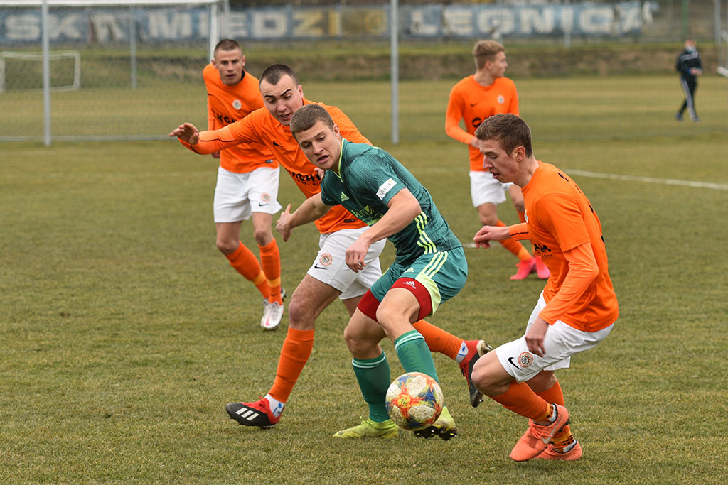 Derby rezerw w 3. lidze. Miedź zremisowała z Zagłębiem