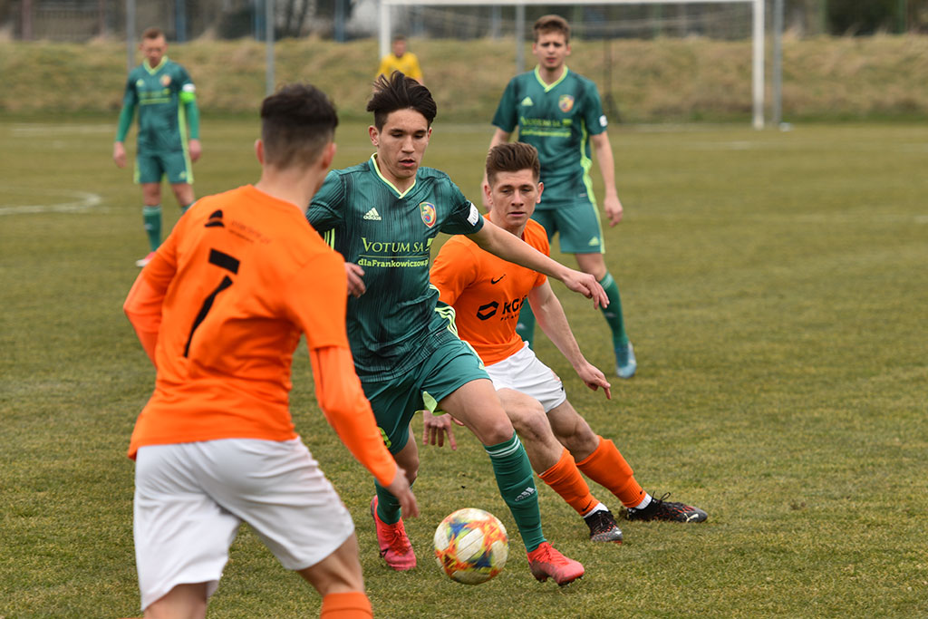 Derby rezerw w 3. lidze. Miedź zremisowała z Zagłębiem