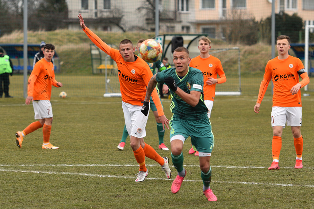 Derby rezerw w 3. lidze. Miedź zremisowała z Zagłębiem