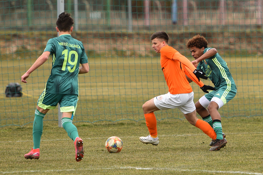 Derby rezerw w 3. lidze. Miedź zremisowała z Zagłębiem
