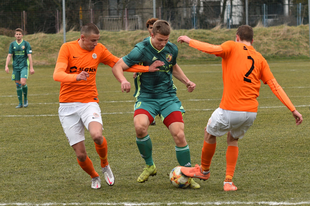Derby rezerw w 3. lidze. Miedź zremisowała z Zagłębiem