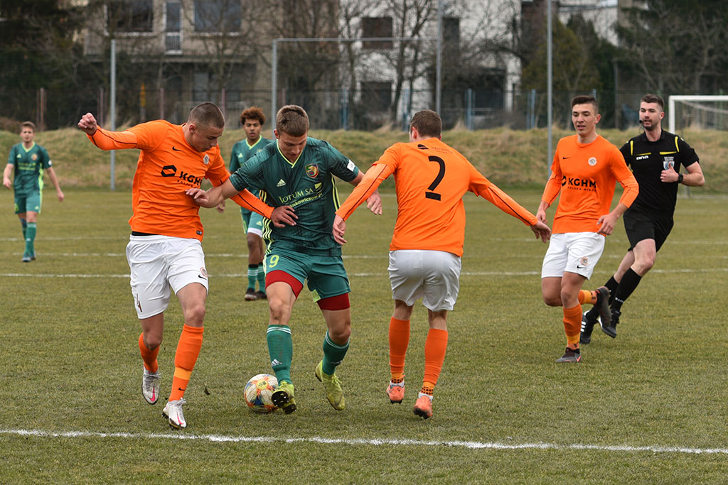 Derby rezerw w 3. lidze. Miedź zremisowała z Zagłębiem