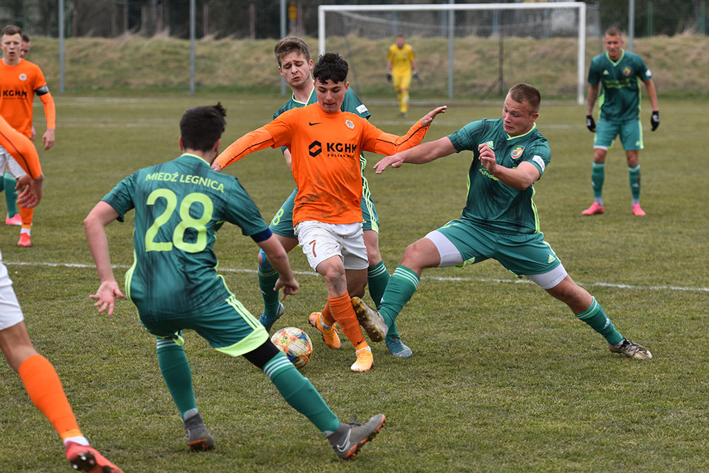 Derby rezerw w 3. lidze. Miedź zremisowała z Zagłębiem