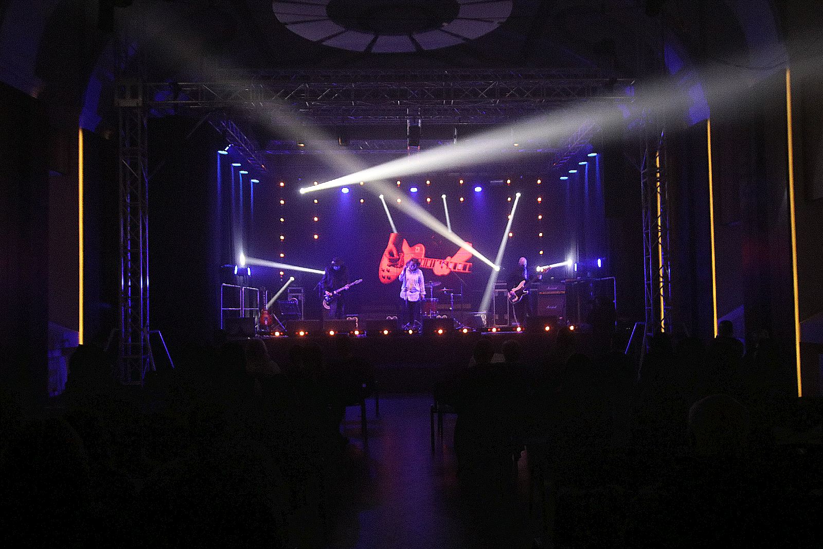 Strefa de... powróciła na żywo. Cabaret Grey i Kara.Te