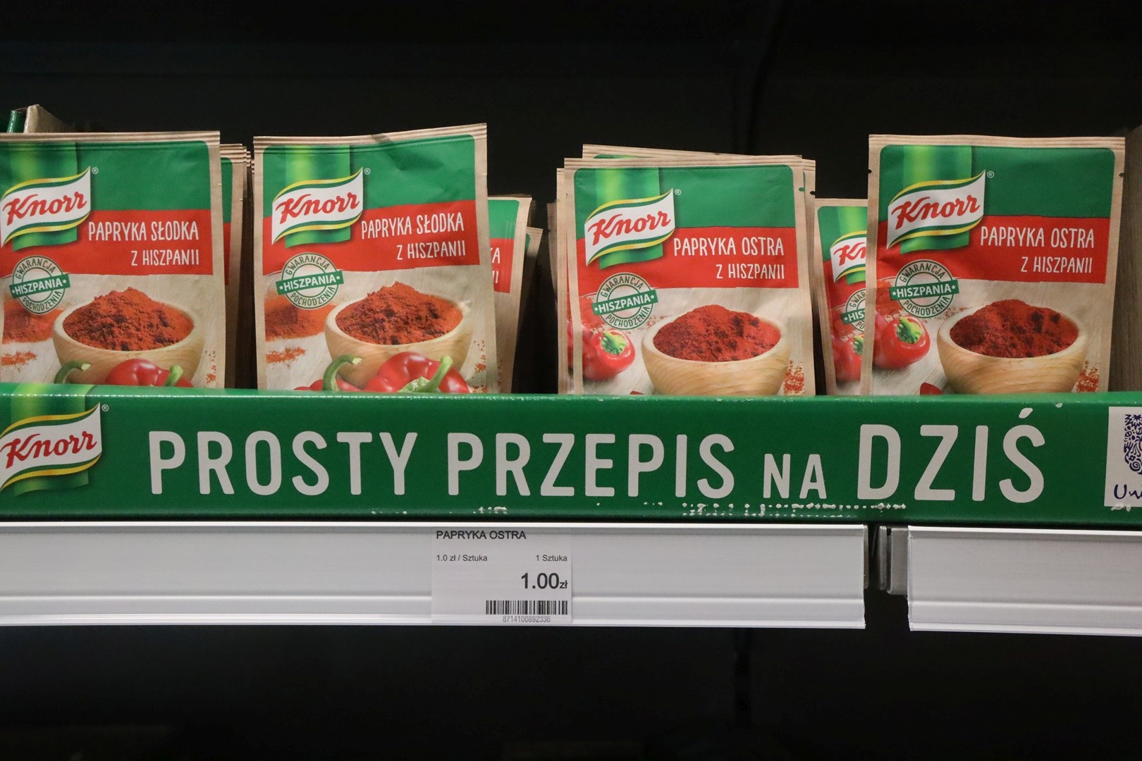 Pierwsi klienci zrobili już  zakupy w sklepie socjalnym