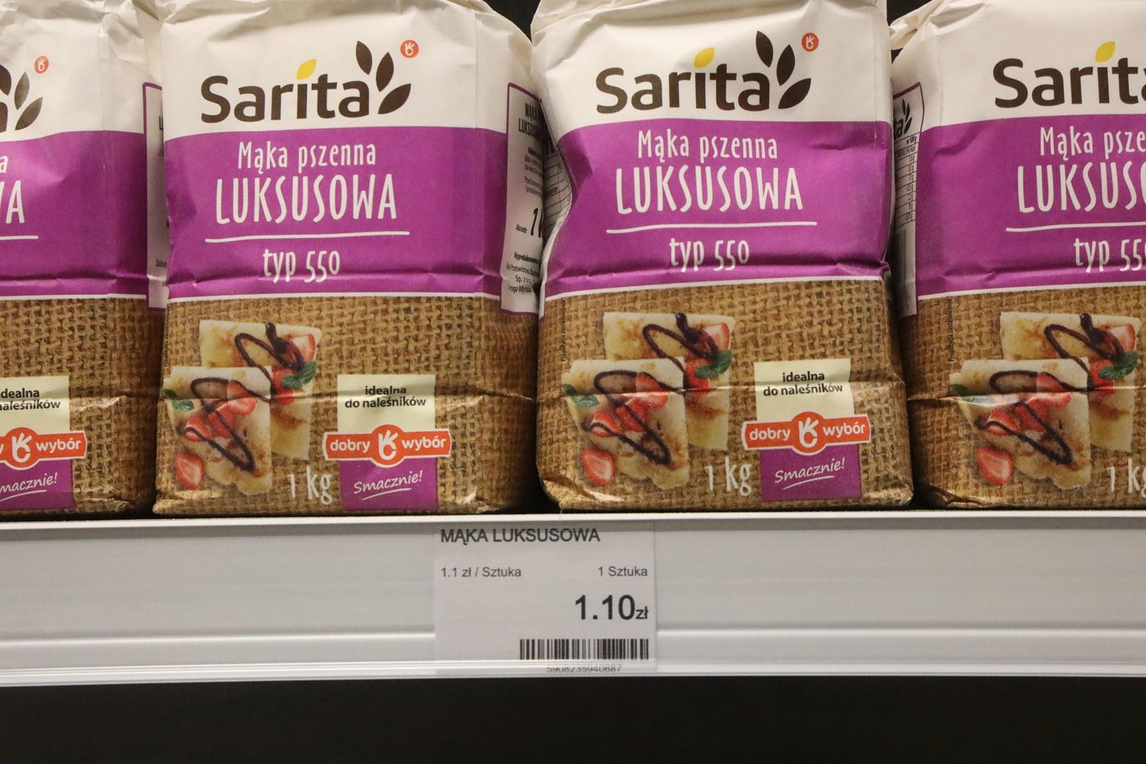 Pierwsi klienci zrobili już  zakupy w sklepie socjalnym