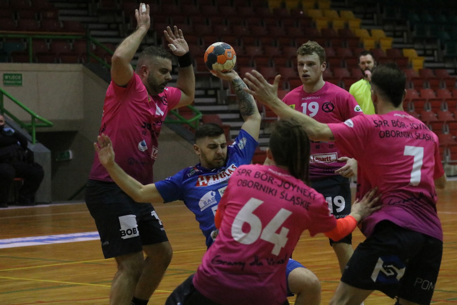 Siódemka Miedź Legnica pewnie wygrała z Borem Oborniki Śląskie