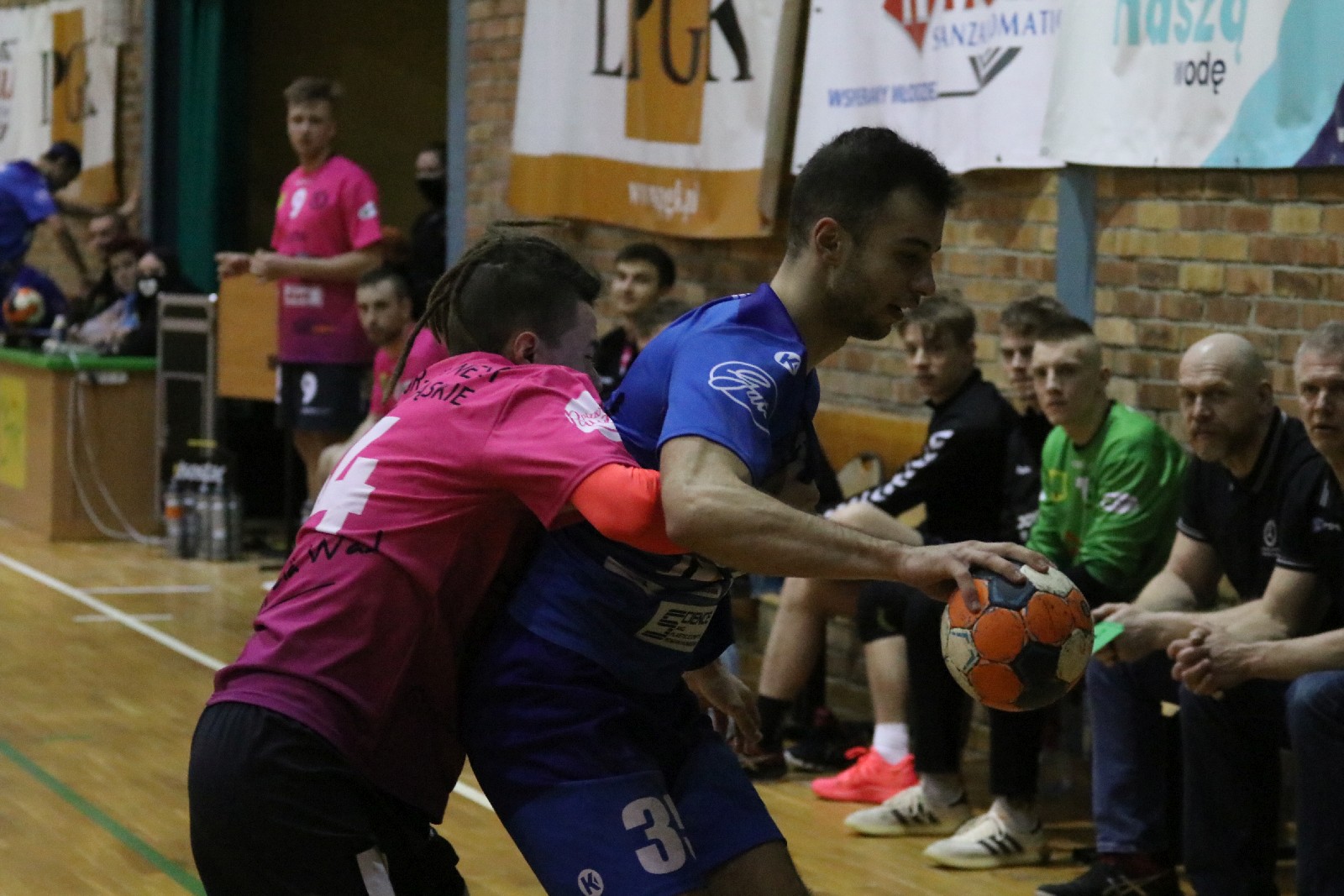 Siódemka Miedź Legnica pewnie wygrała z Borem Oborniki Śląskie