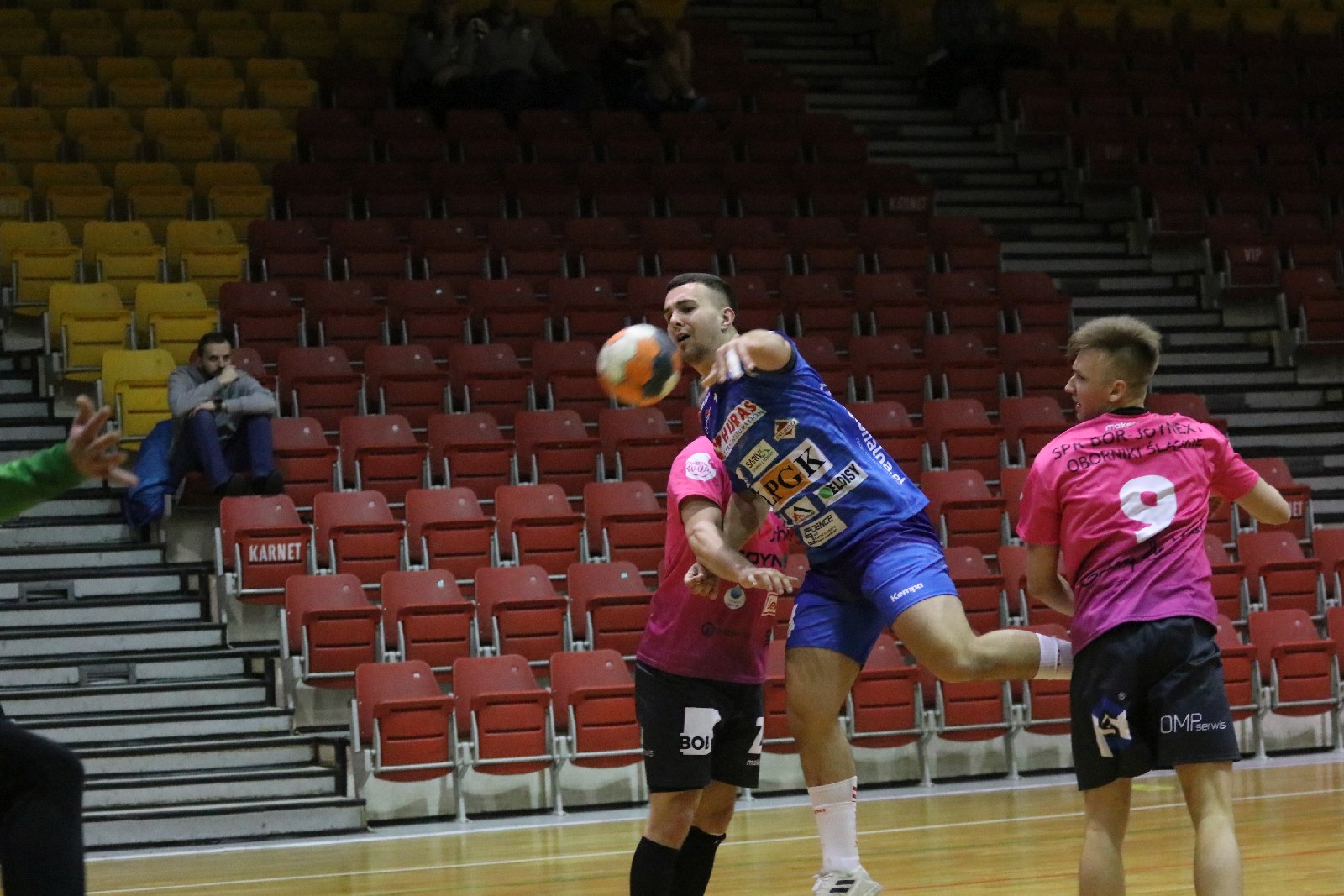 Siódemka Miedź Legnica pewnie wygrała z Borem Oborniki Śląskie