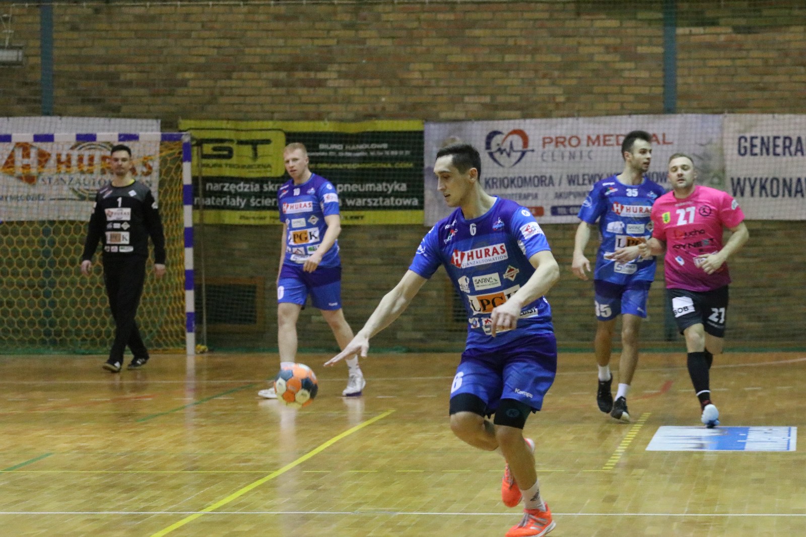 Siódemka Miedź Legnica pewnie wygrała z Borem Oborniki Śląskie