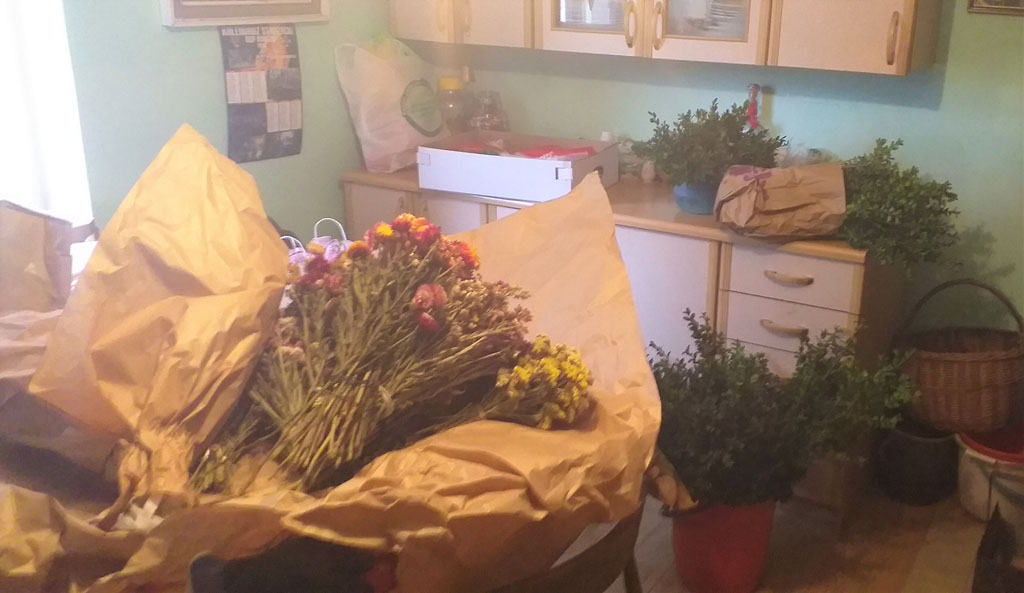 Warsztaty z panią Emilią, czyli jak zrobić wielkanocną palmę