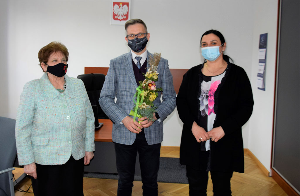 Warsztaty z panią Emilią, czyli jak zrobić wielkanocną palmę