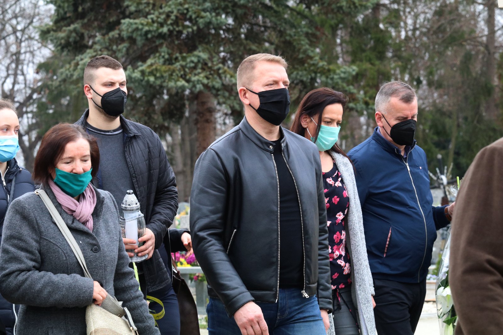 Pogrzeb Ryszarda Maciaka nauczyciela fizyki w Legnicy