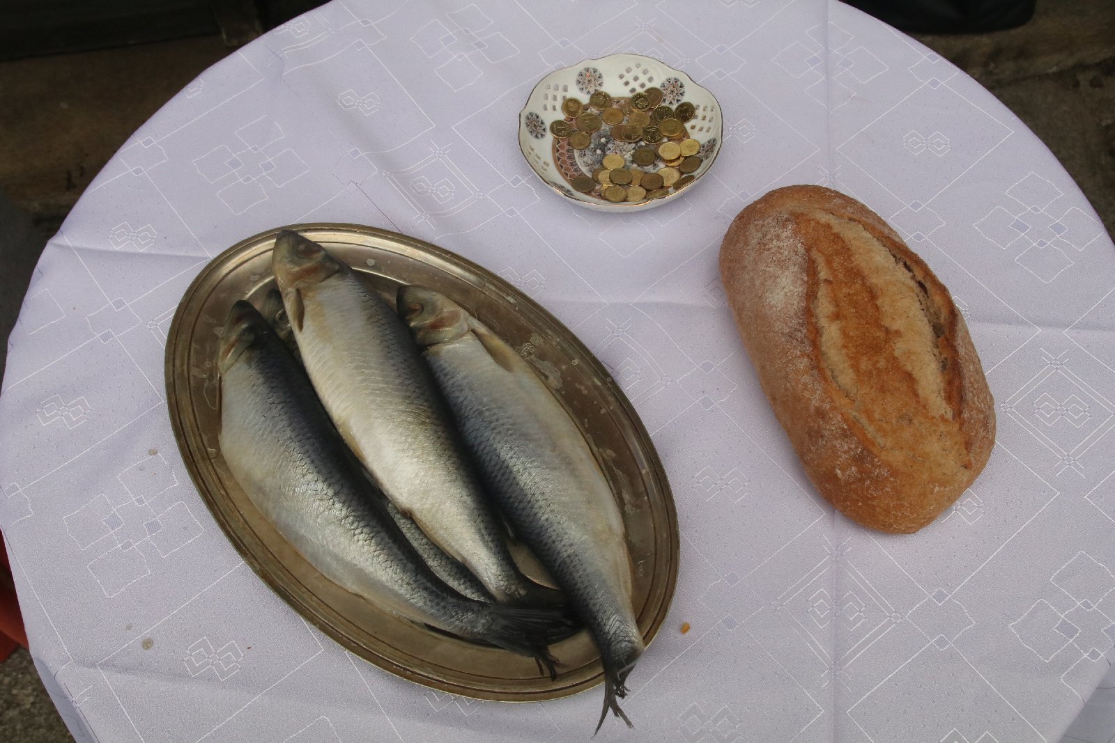 Chleb, śledź i grosz wrócił symbolicznie do Rynku       
