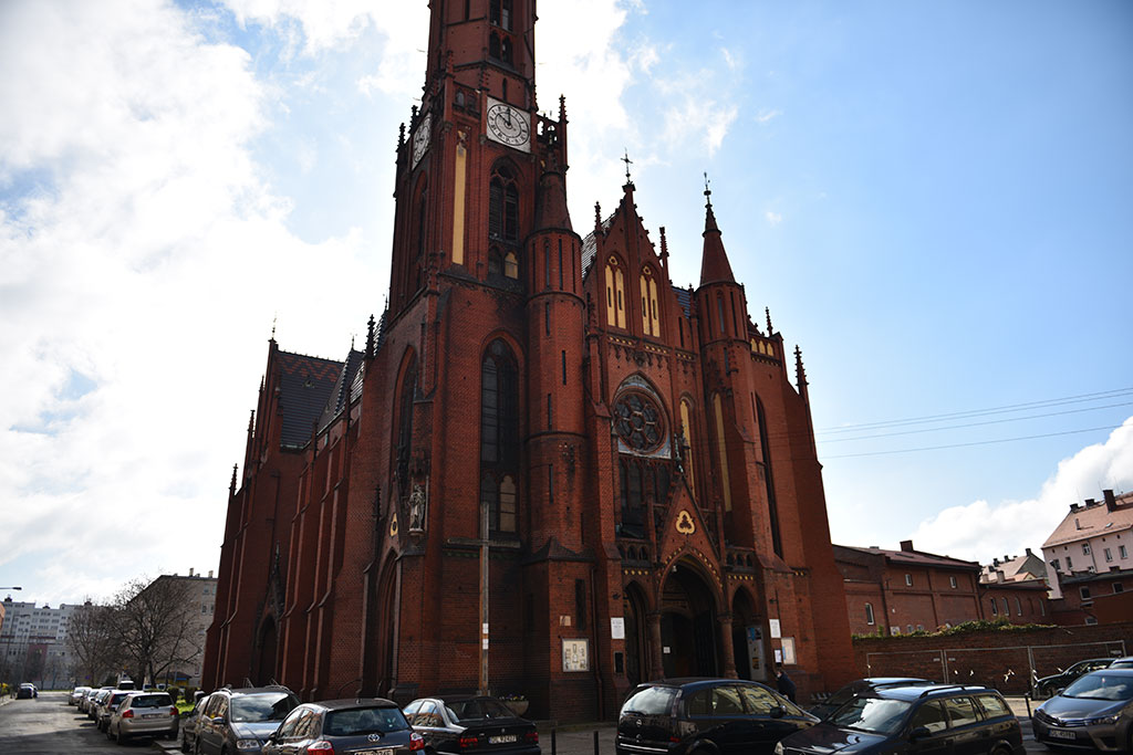 Groby Pańskie w legnickich kościołach w okresie koronawirusa