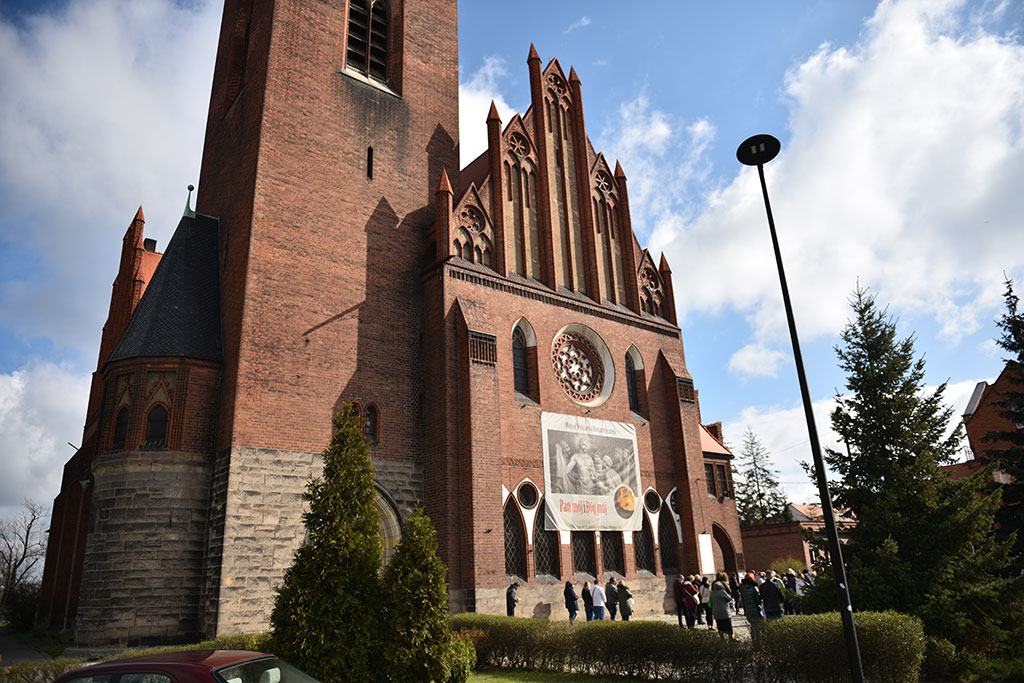 Groby Pańskie w legnickich kościołach w okresie koronawirusa