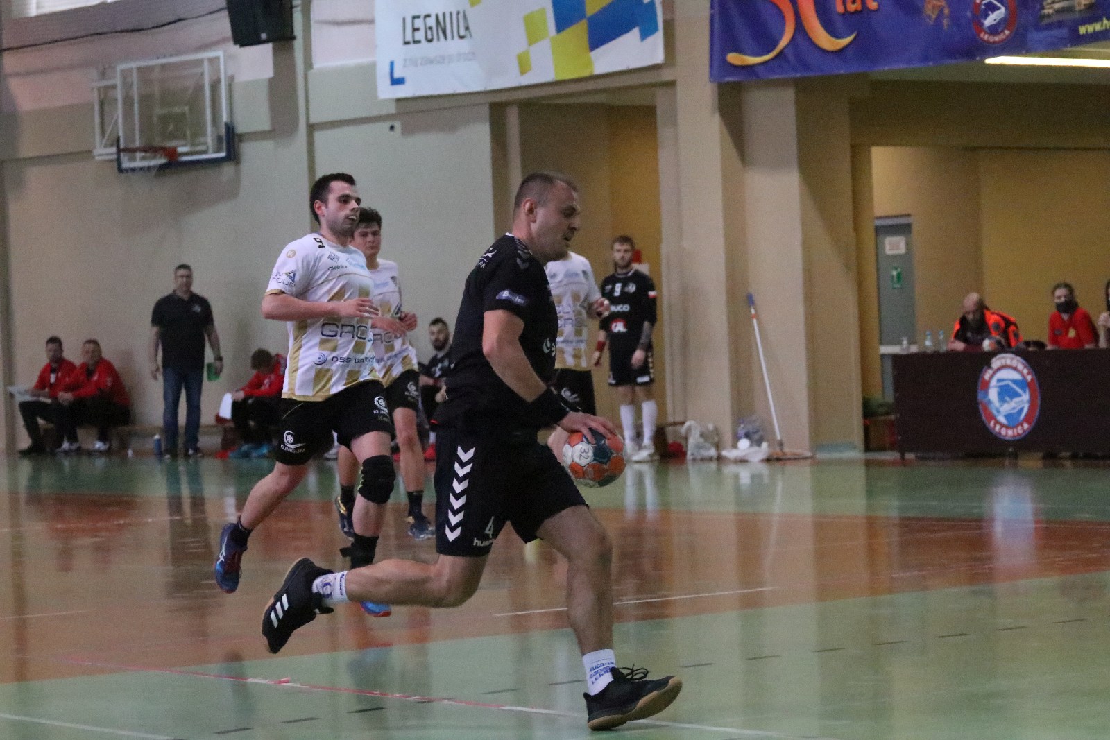 Pewne zwycięstwo Dziewiątki Legnica z drużyną z Oleśnicy