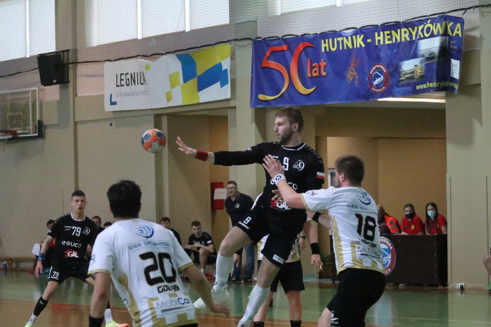Pewne zwycięstwo Dziewiątki Legnica z drużyną z Oleśnicy